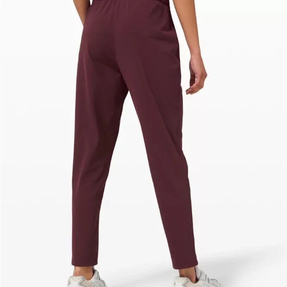 Lululemon women’s pants